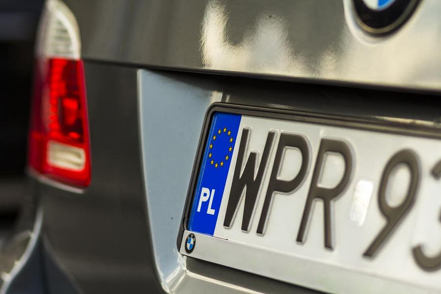 Номерные знаки на польском автомобиле
