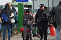 Польша может отменить продление вида на жительство для украинских мужчин