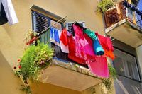 Сушка одежды на балконе в Польше: когда придется оплатить штраф