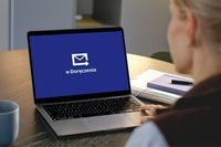 Польша переходит на электронные официальные письма: документы будут поступать только онлайн Польша переходит на электронные официальные письма: документы будут поступать только онлайн