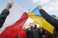 Поляки хотят быстрой интеграции украинцев в свое общество