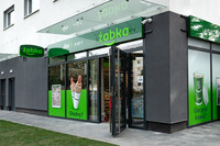 Żabka – кафе, пошта і продукти в одному магазині