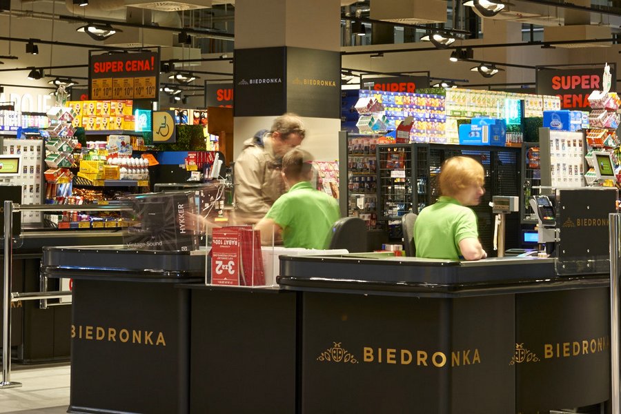 Каси в супермаркетах Biedronka Premium