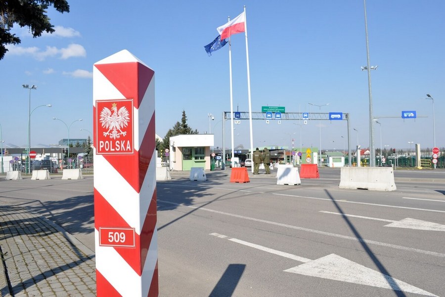 Пустой пункт пропуска на польской границе