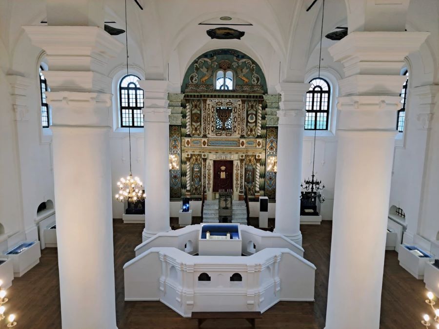 Интерьер синагог