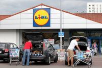 Суперакції від Lidl та Biedronka: товари за 1 злотий та знижки до 84% на продукти й канцелярію