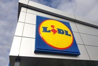 Зимовий розпродаж у Lidl: знижки до 50% на одяг, товари для дому та дітей
