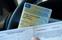 У Польщі зростуть штрафи для водіїв за відсутність поліса OC У Польщі зростуть штрафи для водіїв за відсутність поліса OC