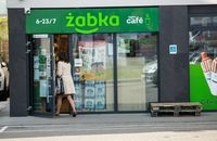 У Zabka можна відремонтувати одяг: мережа запустила нову послугу У Zabka можна відремонтувати одяг: мережа запустила нову послугу