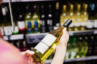 Нічна заборона на продаж алкоголю: у яких містах Польщі діє 