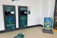 Lidl платить подвійну суму за повернення пляшок і банок: як просто повернути упаковку