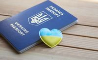 Оформлення паспортів в Україні стало дорожчим: нові тарифи 
