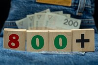В Польше изменят правила выплат 800+: что нужно знать родителям