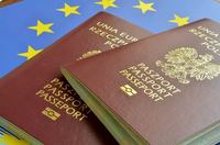 Два экзамена и языковой уровень B2: Польша готовится ужесточить правила получения гражданства