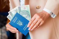 Польша готовит изменения в Спецзакон: что ждет украинских беженцев