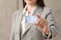 У Польщі стартував прийом заяв на карту CUKR: що потрібно знати українцям і як подати заявку