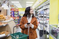 Biedronka, Lidl та Kaufland знижують ціни: які продукти подешевшали