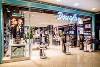 Douglas – світ вишуканих парфумів та косметики