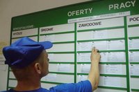 Безробіття у Польщі: як іноземцю стати на біржу праці та отримати допомогу