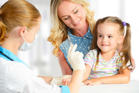 Вакцинация украинских детей в Польше: календарь прививок и правила проведения